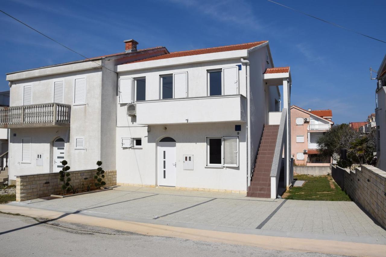 Apartment Bogdan 2 Povljana Exterior foto